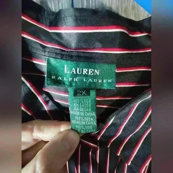 Vintage Lauren Ralph Lauren button-down Silk blouse w/ long sleeves size 2X. - Picture 3 of 5